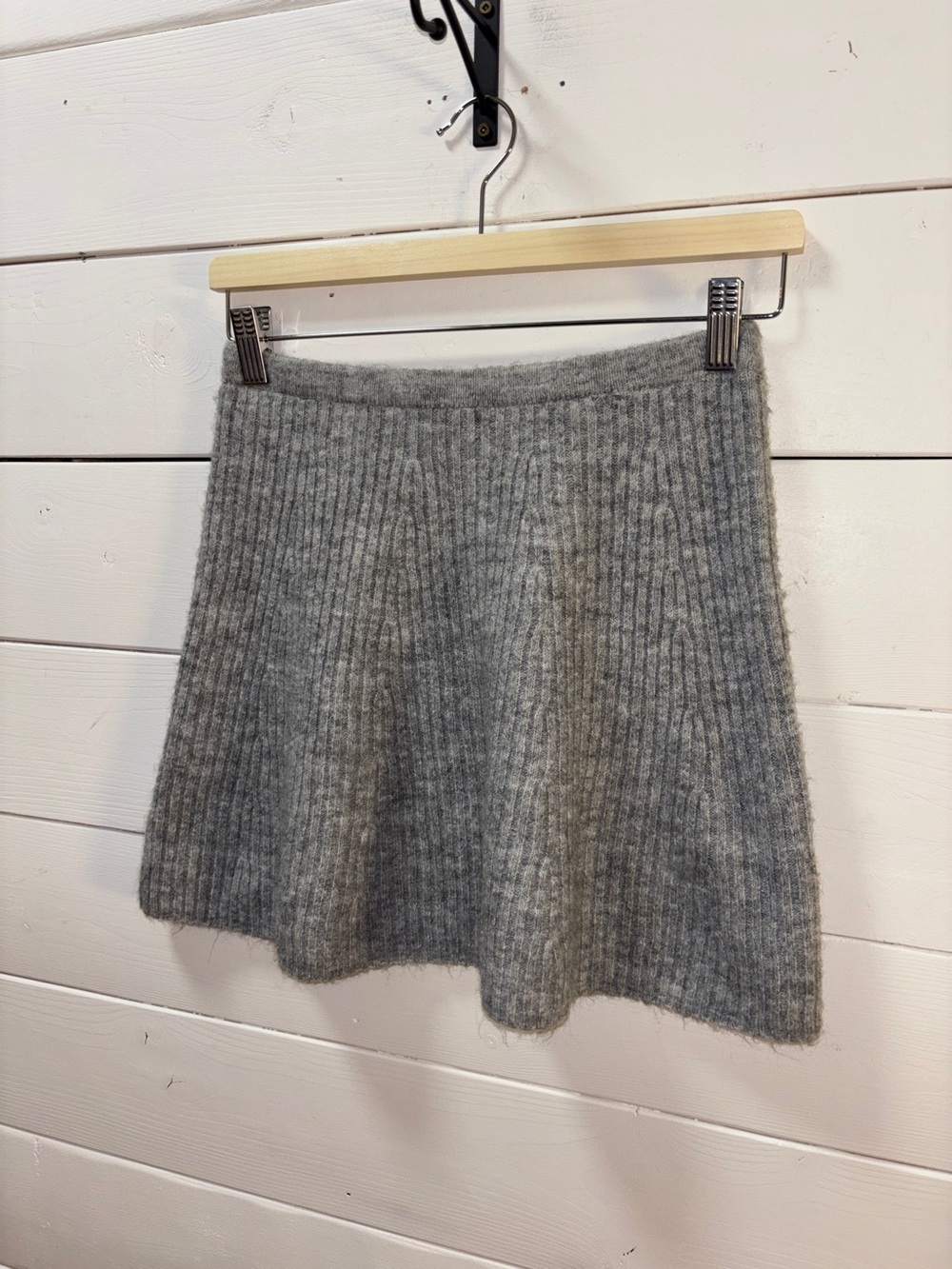 DIVIDED NWT  Grey Ribbed Knit Mini Skirt Size S - Picture 4 of 7